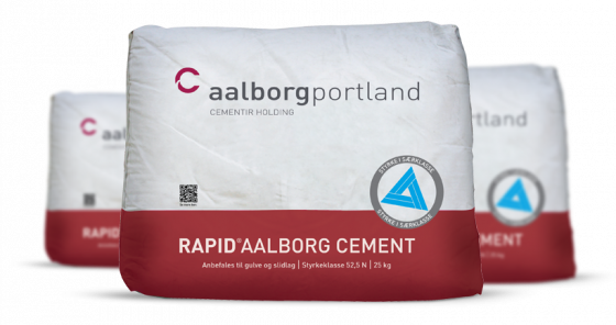 RAPID AALBORG CEMENT (CEM I 52,5 N (MS) (LA)) er en portlandcement, styrkeklasse 52,5 N. Produktet er fremstillet ved formaling af portlandcementklinker med tilsætning af op til 5 % kalkfiller. big